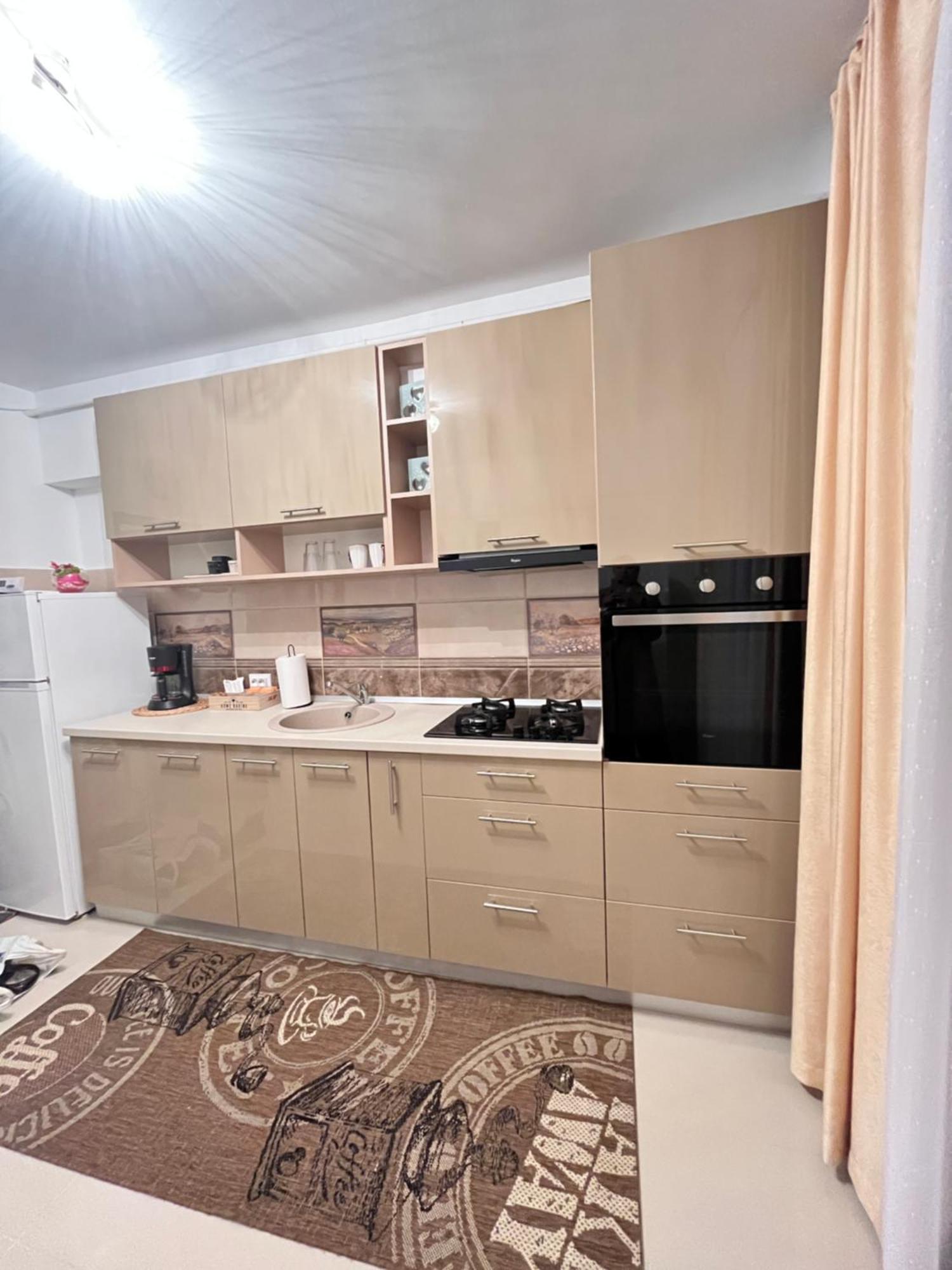 Carla Studio Brasov Bagian luar foto